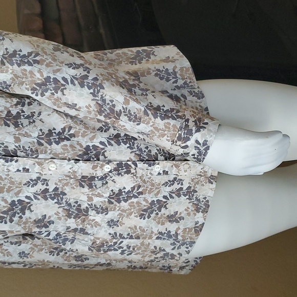 EDDIE BAUER Wrinkle Free Shaped Fit Long Sleeve Button Down Shirt SIZE: S - Picture 3 of 11